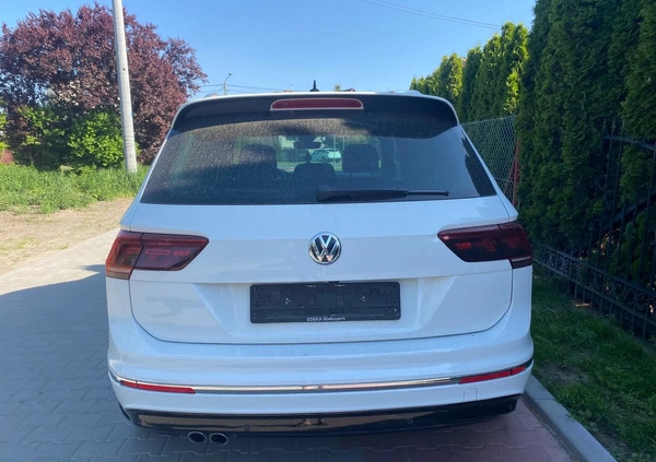 Volkswagen Tiguan cena 85900 przebieg: 158000, rok produkcji 2016 z Gdańsk małe 191